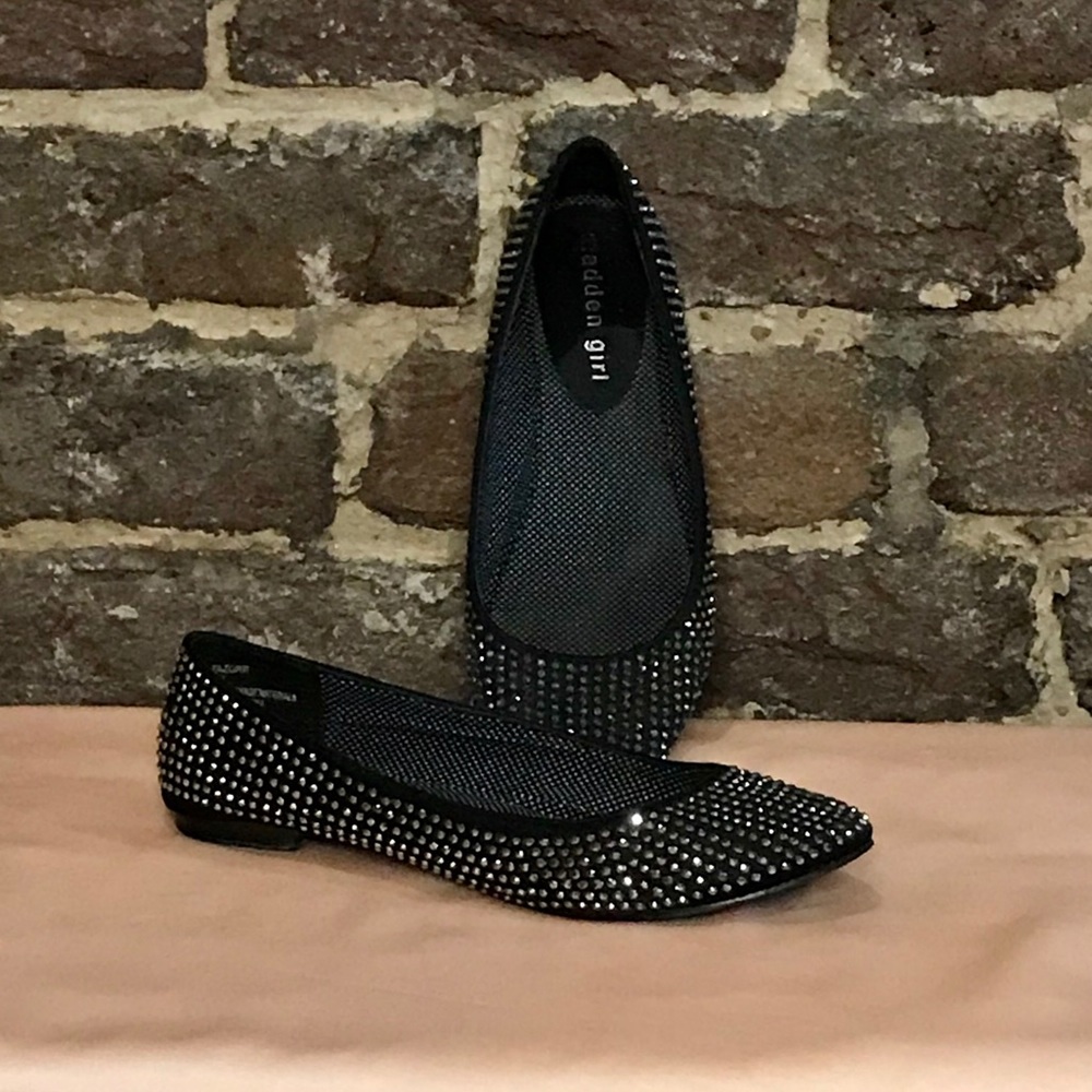 Madden Girl Gem Stone Foats